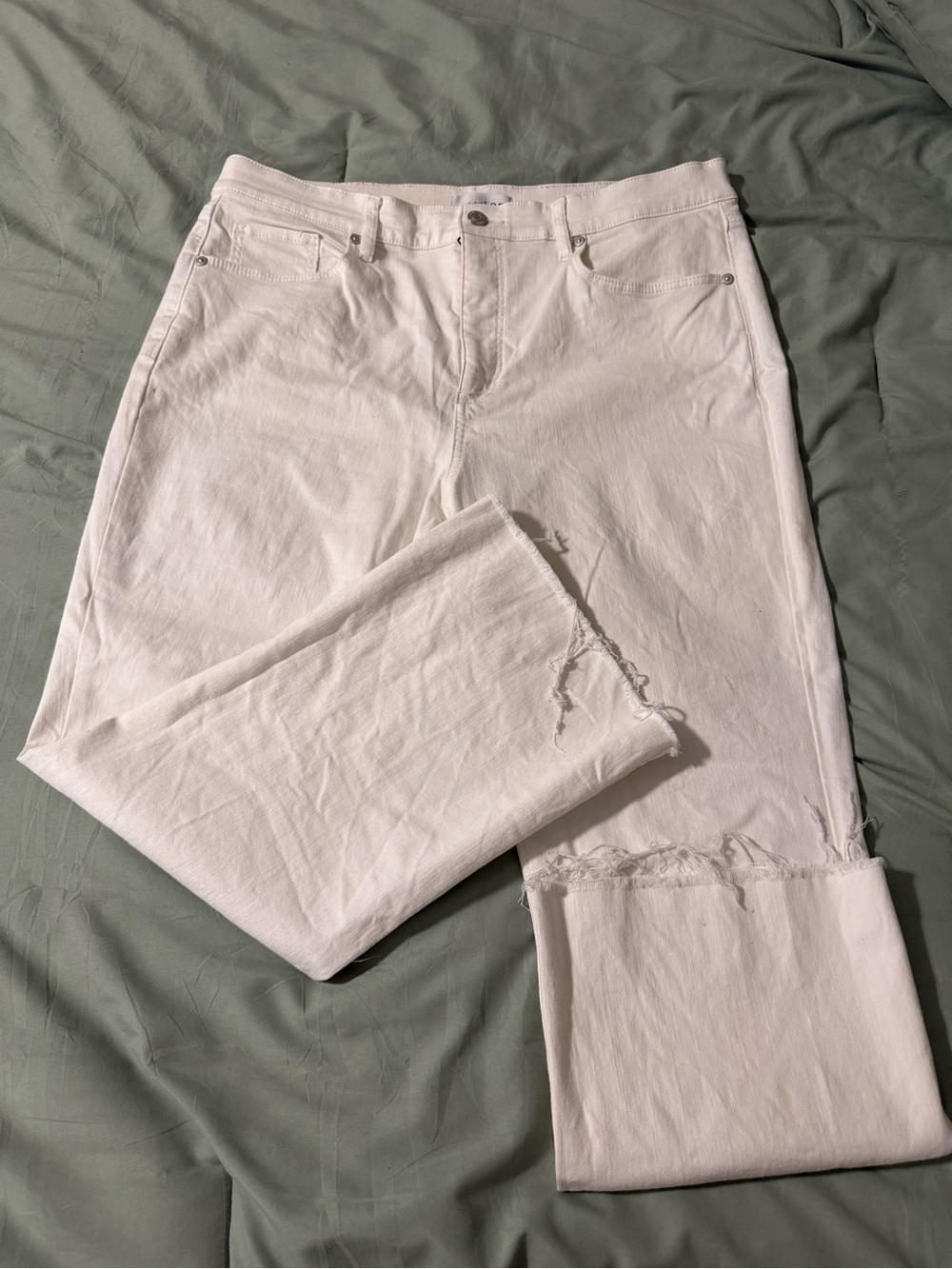 Loft Kick Crop White Jeans